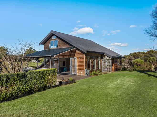 115 Wilma Road, Surfdale