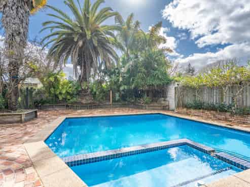 8 Riro Street, Hamilton East