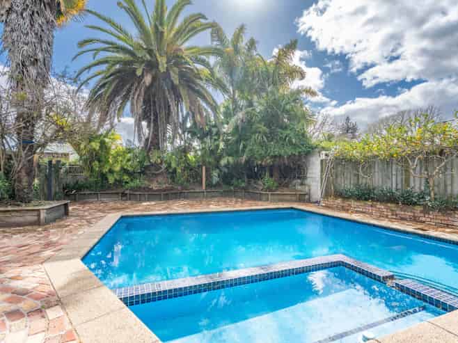 8 Riro Street, Hamilton East