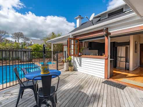 8 Riro Street, Hamilton East