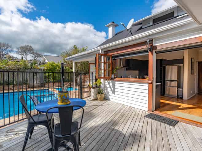 8 Riro Street, Hamilton East