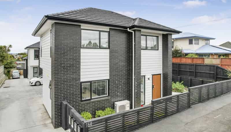 1/164 Cambridge Road, Hillcrest