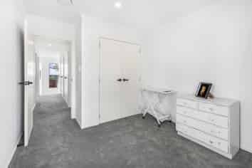 1/164 Cambridge Road, Hillcrest