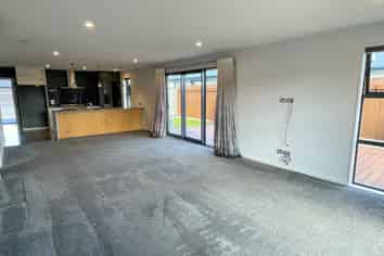 12 Greenlaw Street, Lincoln