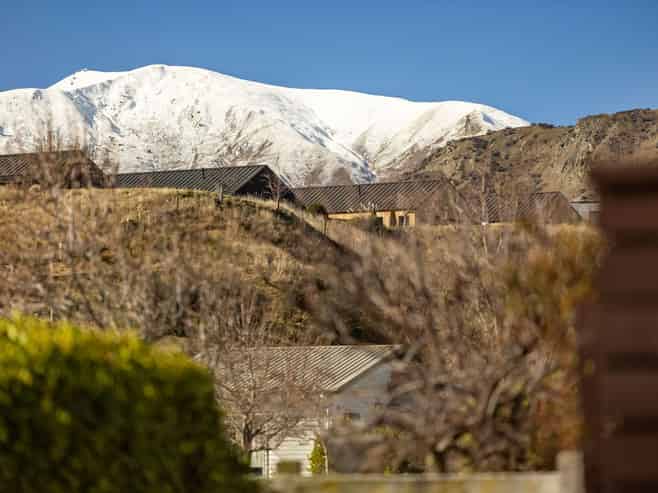 4 Banbury Terrace, Lower Shotover