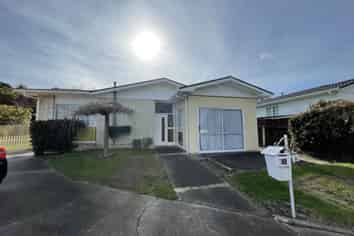 2 Aiken Road, Saint Johns Hill