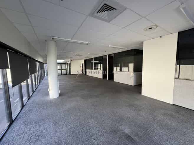 6,867sqm Industrial Facility with Yard and Canopy