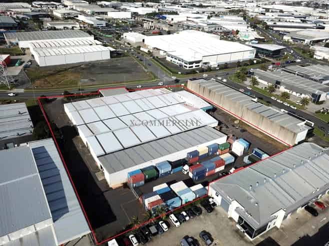 6,867sqm Industrial Facility with Yard and Canopy