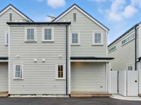 2/6 Ensors Road, Opawa