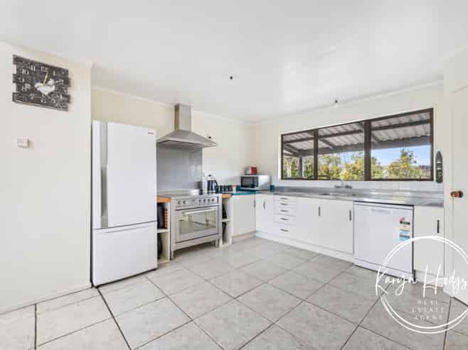 641 State Highway 1, Wellsford