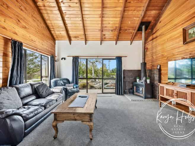 641 State Highway 1, Wellsford
