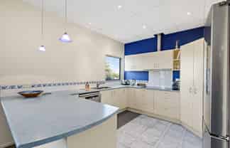 2A/250 Mahurangi East Road, Snells Beach