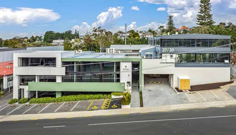 Level 1/37-39 Woodside Avenue, Northcote