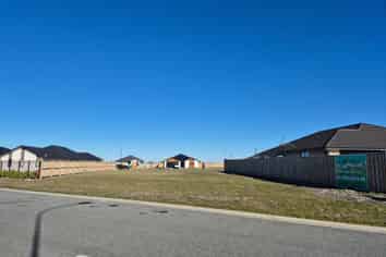 587 East Maddisons Road, Craigieburn