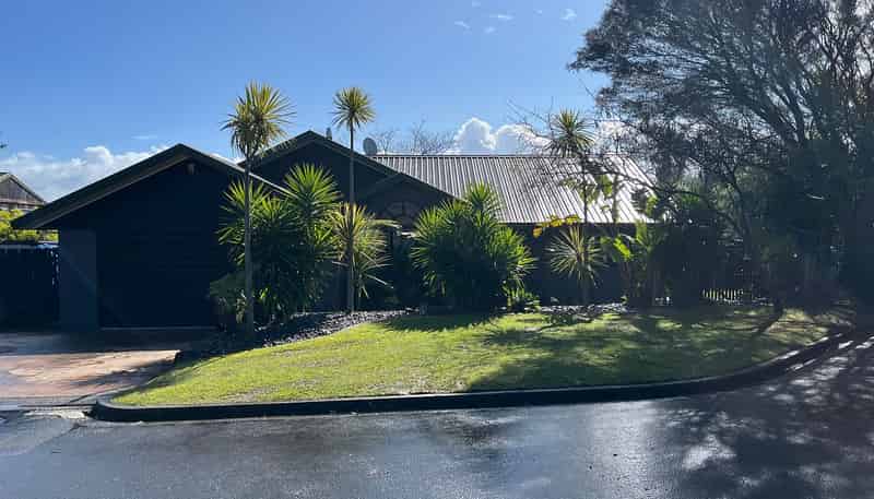 44 Ayrshire Drive, Grandview Heights