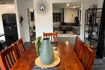 44 Ayrshire Drive, Grandview Heights
