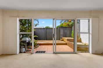 3/20-22 Maritime Terrace, Birkenhead