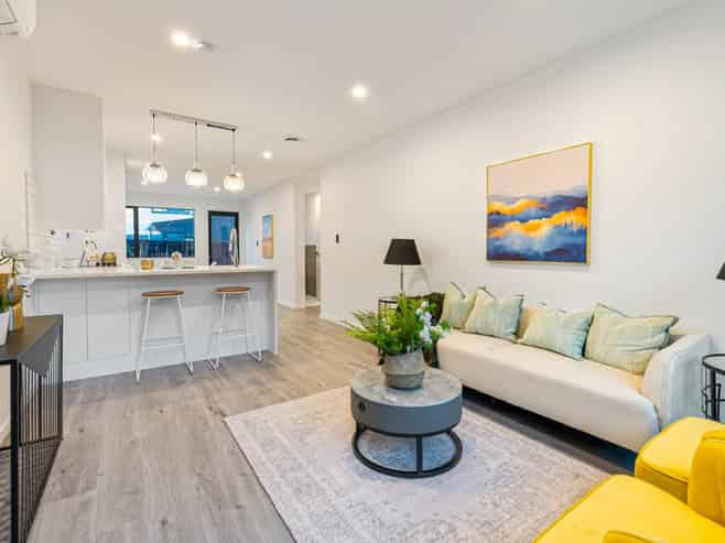 2/12 William Street, Mangere East