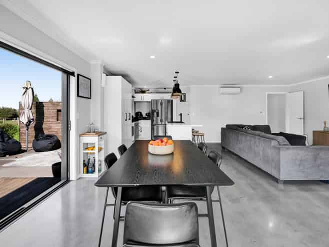 24 Mahoetahi Road, Bell Block