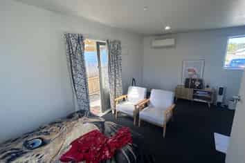 1/39a Blake Street, Waitara