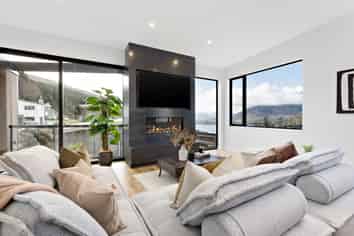 5 Lancewood Lane, Queenstown Hill
