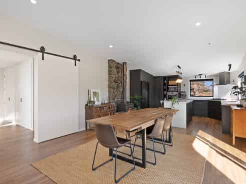 439 Springburn Bushside Road, Staveley