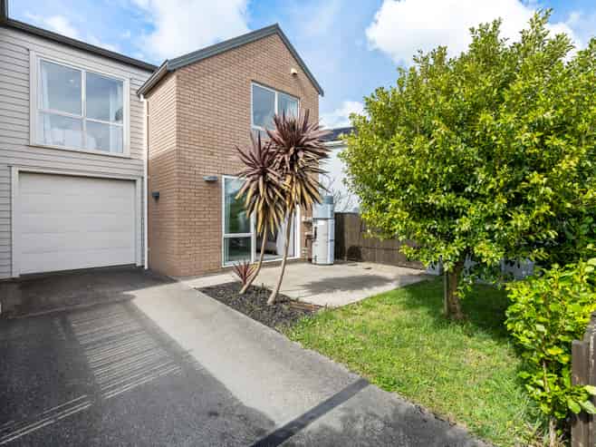 113 Squadron Drive, Hobsonville