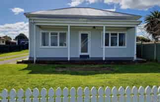 90 Hinau Street, Castlecliff