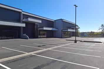 8x Westgate 100% Warehouse - Lease or Buy 