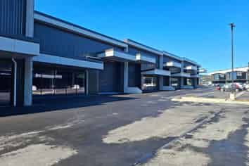 8x Westgate 100% Warehouse - Lease or Buy 