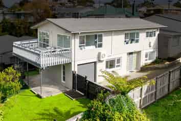 2/100 Sunrise Avenue, Mairangi Bay