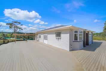 31c Zanders Road, Helensville