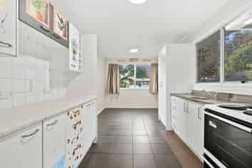 11 Chrisarda Place, Red Hill