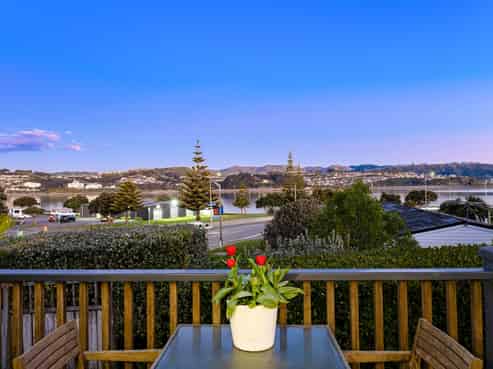 140 Main Road, Titahi Bay