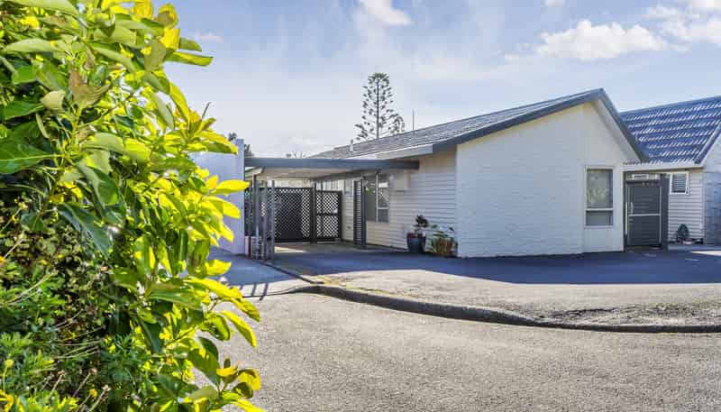 5A Oak Avenue, Paremata