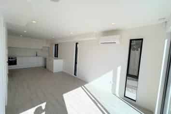 4/52 Rua Road, Glen Eden