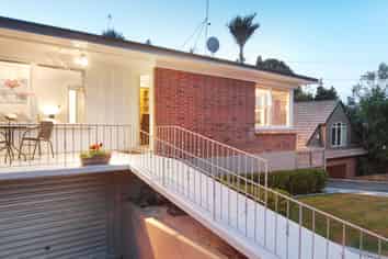 B/8 Kelvin Road, Remuera