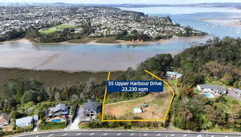 55 Upper Harbour Drive, Greenhithe