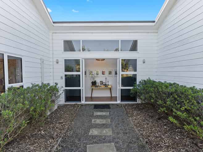 27 Sarah Street, Waikawa Beach