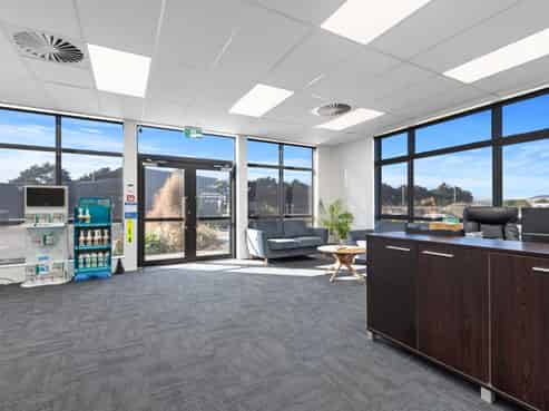 6.78% Return- Multi Tenanted Freehold Industrial