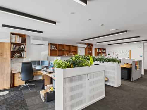 6.78% Return- Multi Tenanted Freehold Industrial