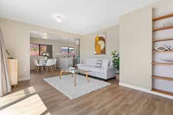2/30 Celia Street, Redcliffs