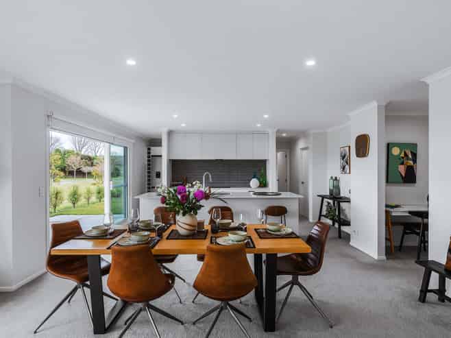 12 Bastille Court, Rangatira Park