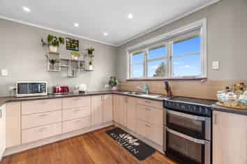 368 Waerenga Road, TE KAUWHATA