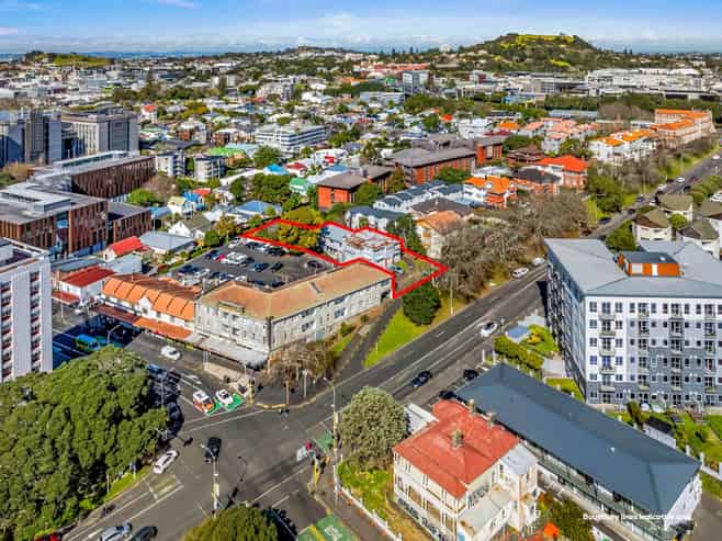 SECURE CASH FLOW IN GRAFTON’S GROWTH CORRIDOR
