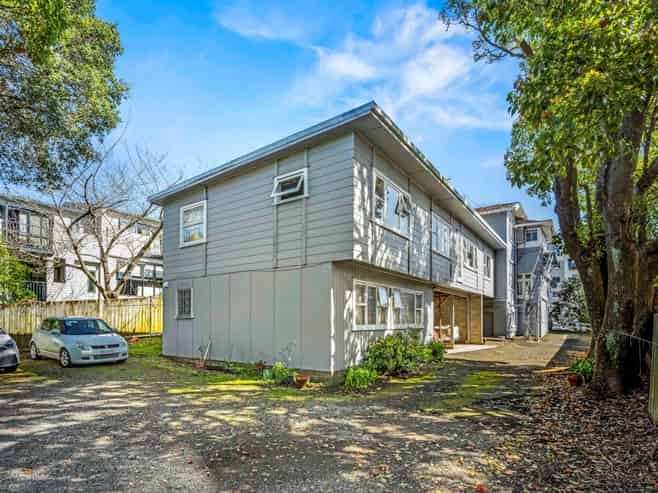 SECURE CASH FLOW IN GRAFTON’S GROWTH CORRIDOR
