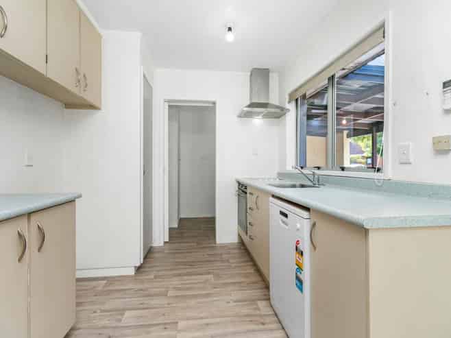 2/68 Clayburn Road, Glen Eden
