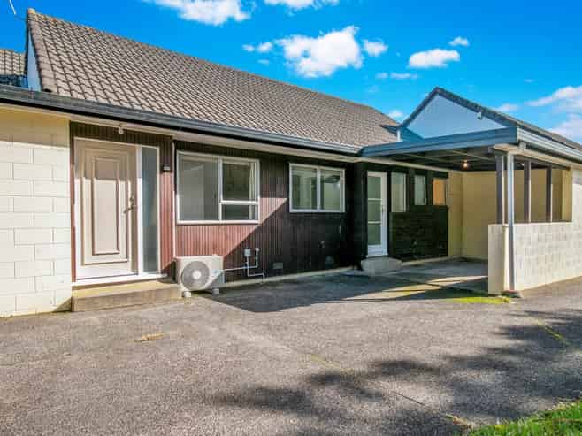 2/68 Clayburn Road, Glen Eden