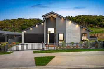 36 Streamview Way, Long Bay