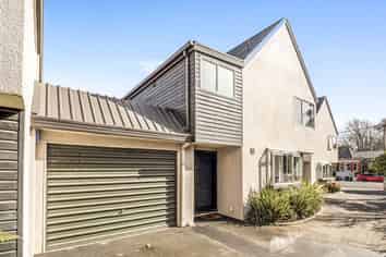 2/40 Ranfurly Street, Merivale